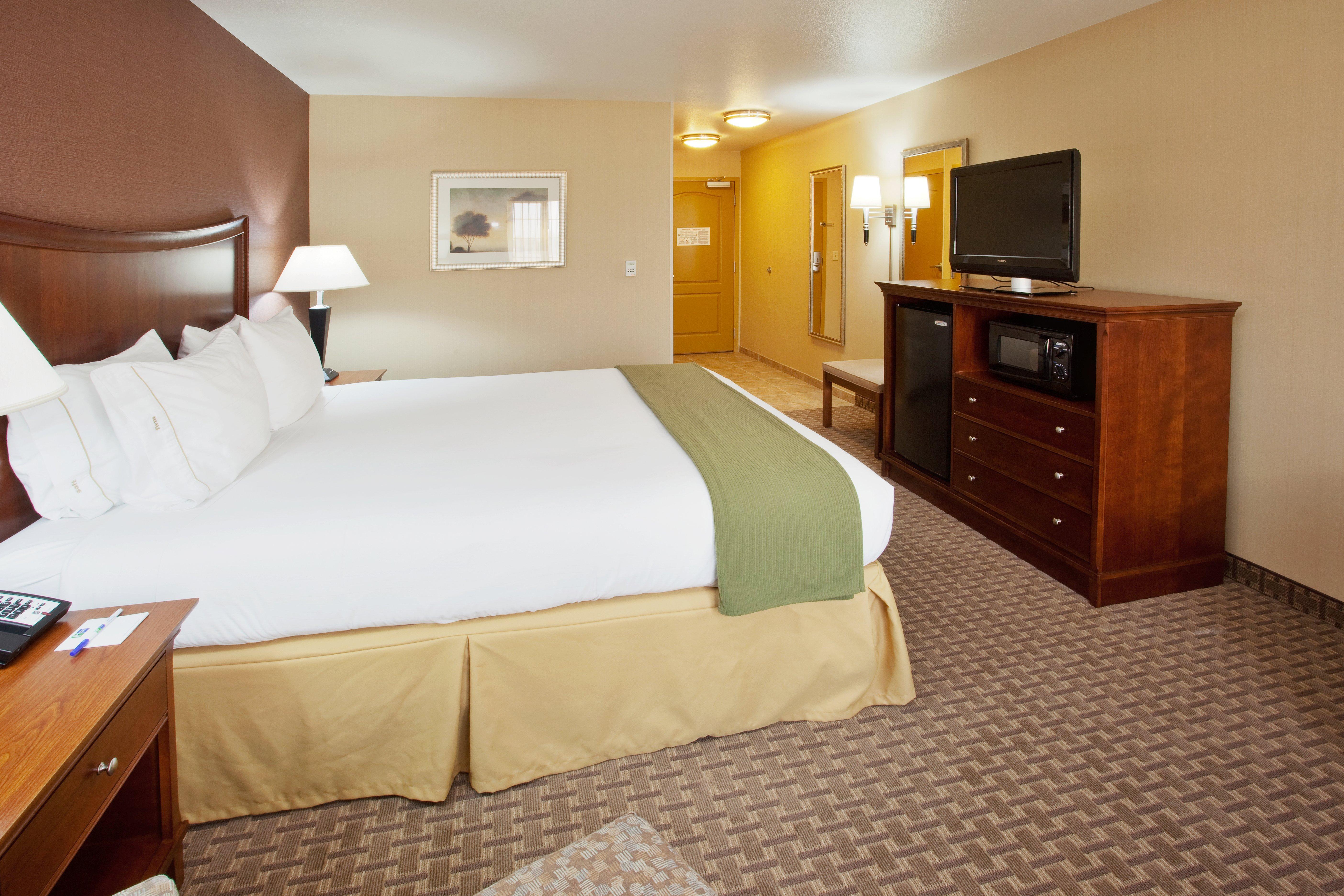 Holiday Inn Express Hotel & Suites Willows By Ihg Habitación foto